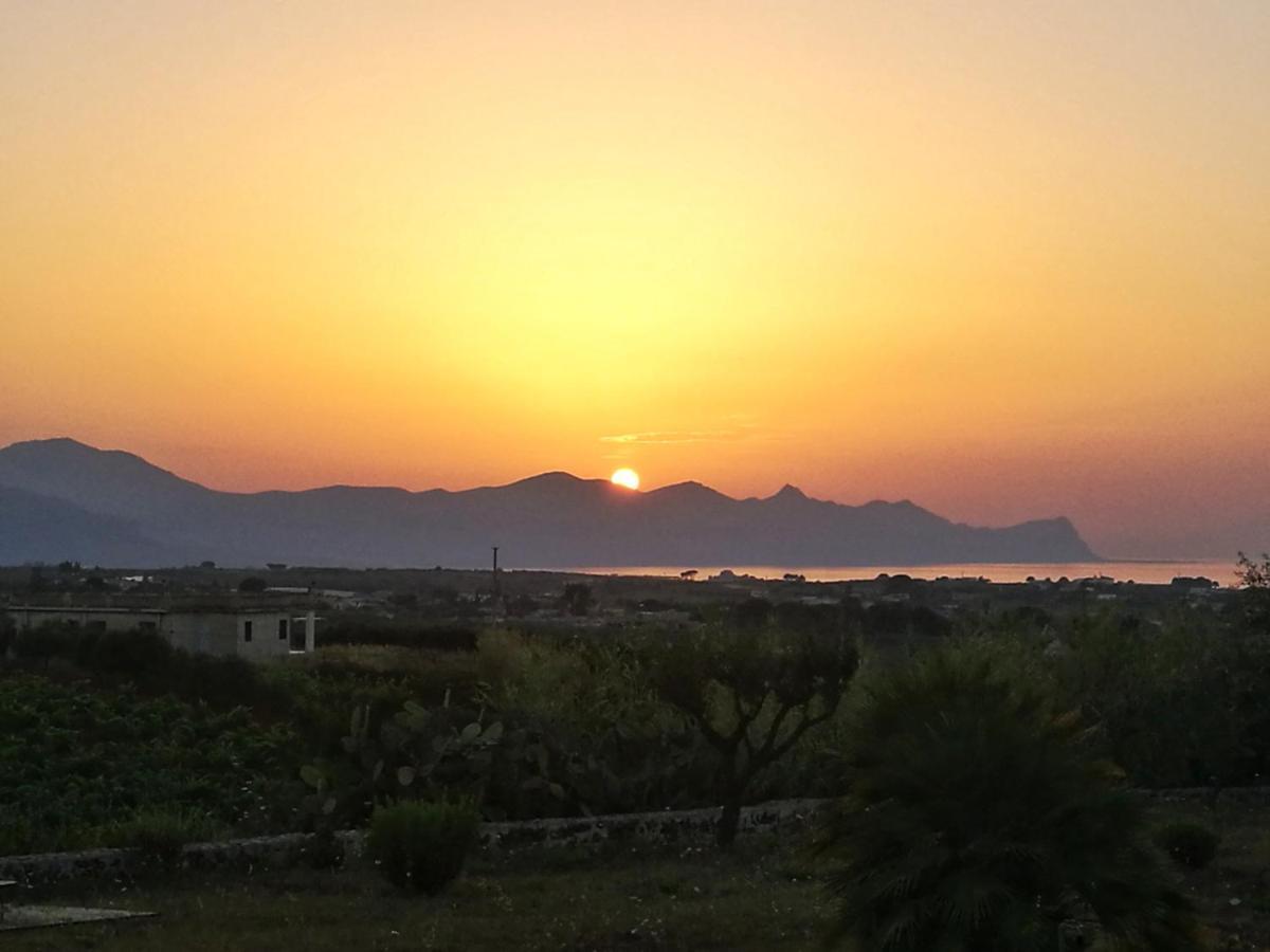 Nomade - Slow Living Lodge Balestrate Bagian luar foto